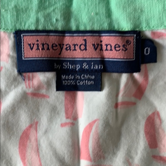 Vineyard Vines WrapAround - Picture 4 of 6